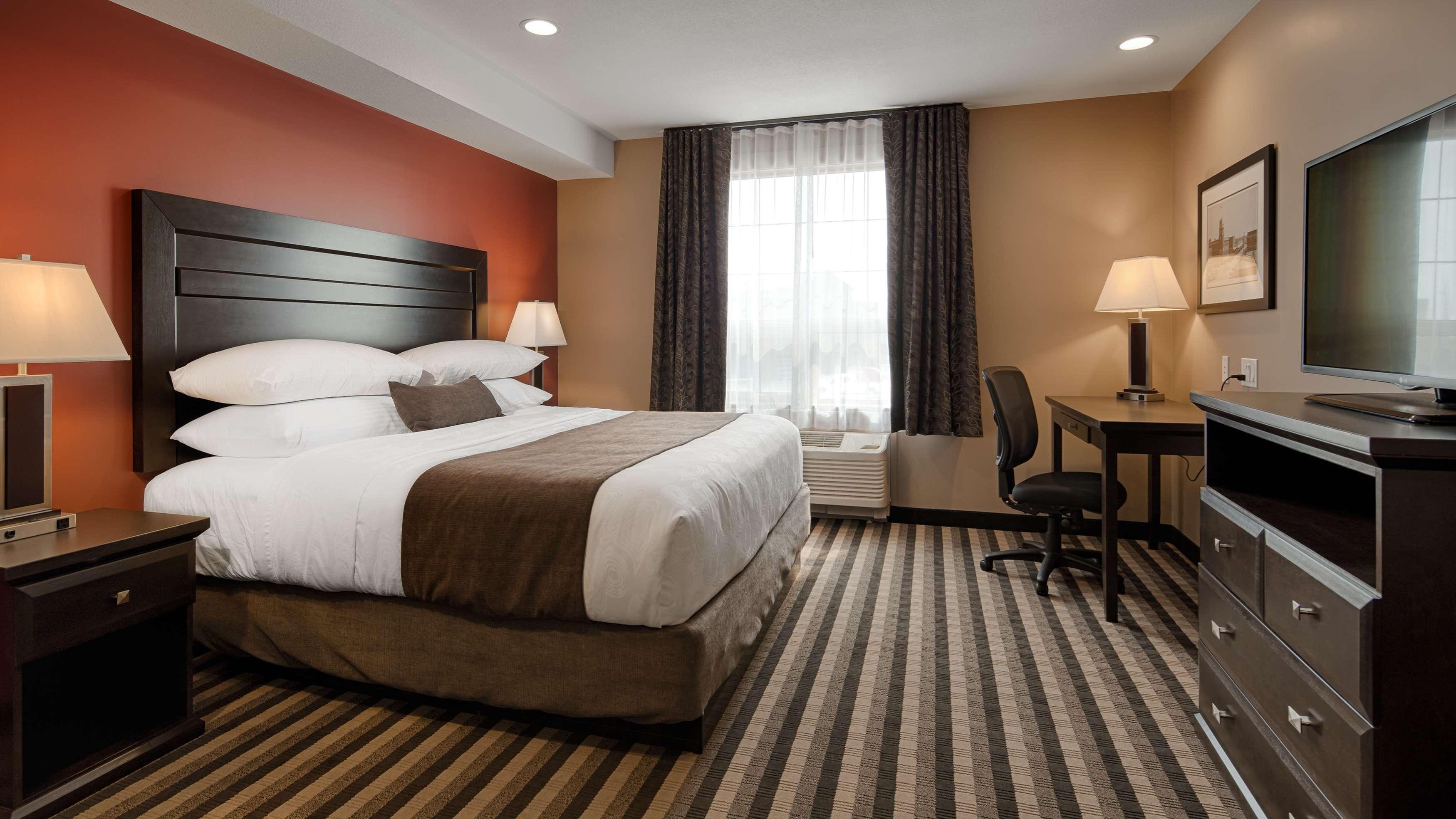 Western Meridian 3* Lloydminster